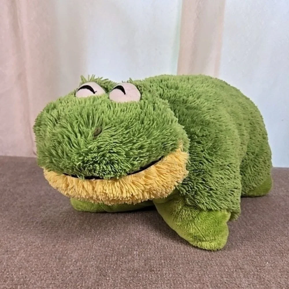 Pillow Pets Premium Friendly Frog Green Plush Folding Stuffed Animal 18